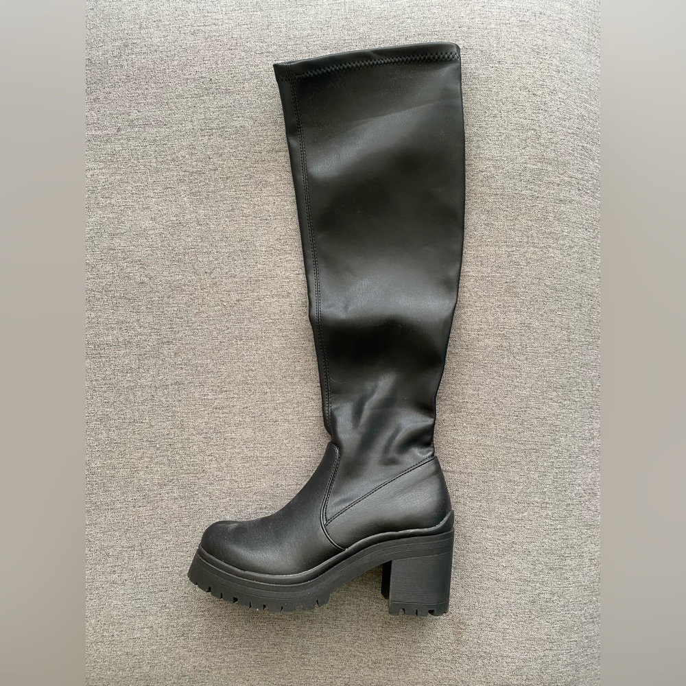 Madden girl Coretta Women’s High-Knee Boots